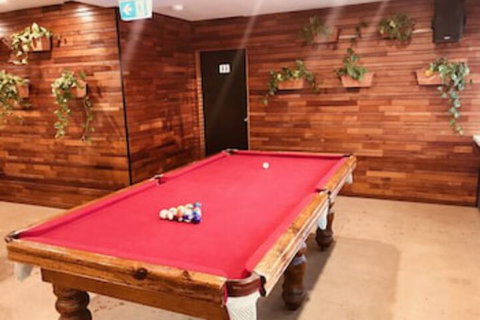 Down Under Hostels - Surfers Paradise - Holiday Find 0