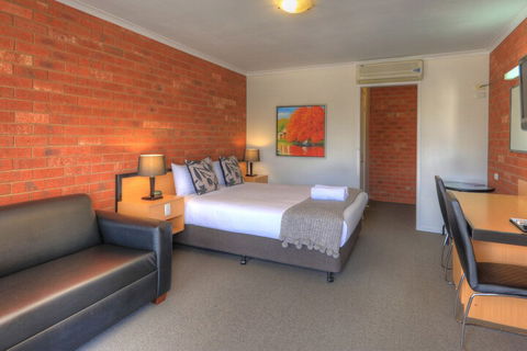 Pevensey Motor Lodge - Holiday Find 6