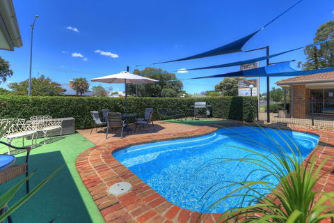 Pevensey Motor Lodge - Holiday Find 2