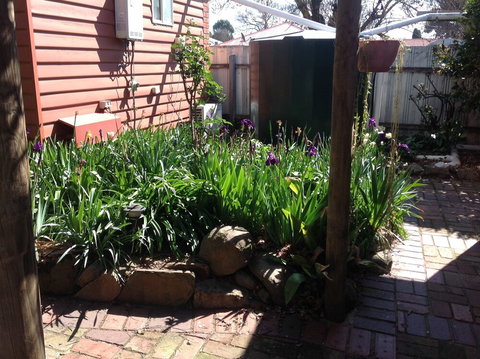 Emeu Inn - Holiday Find 2