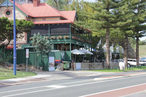 Tani Hill - Holiday Find 5