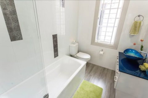 Carrington Manor - Holiday Find 2