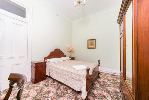 East Sydney Hotel - Holiday Find 3