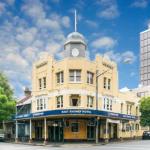 East Sydney Hotel - Holiday Find 1