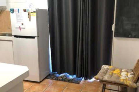 Lous Place - Holiday Find 5