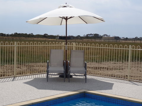 The Oxley Estate - Holiday Find 6