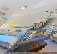 Sutton Beach Apartments - Holiday Find