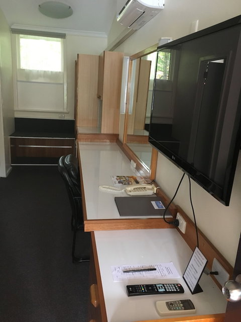 Waterview Gosford Motor Inn - Holiday Find 3