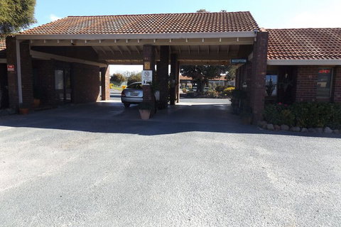 Rivergum Motel - Holiday Find 5