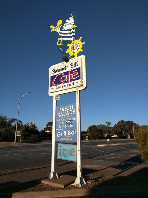 Barnacle Bill Family Seafood Restaurant - Holiday Find 3