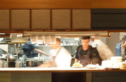 Mudbar And Restaurant - Holiday Find 19