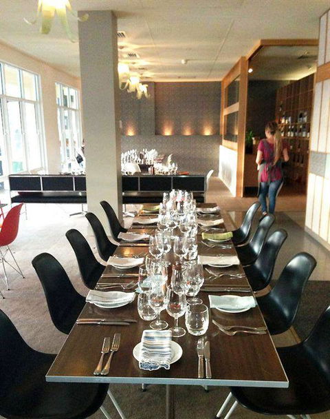Mudbar And Restaurant - Holiday Find 4