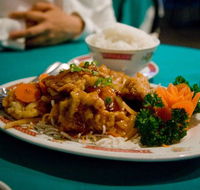 Lake Of China Chinese Restaurant - Holiday Find
