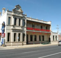 Mitchell River Tavern - Holiday Find