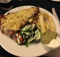 Cunninghams Hotel - Holiday Find