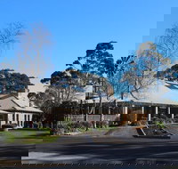 Pine Grove Hotel - Holiday Find