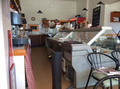Roseberry Cafe - Holiday Find 0
