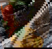 Lancefield Hotel - Holiday Find