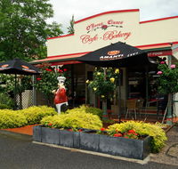 O'Hara's  Clunes Cafe- Bakery - Holiday Find