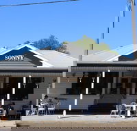 Sonny Cafe House of Sonny