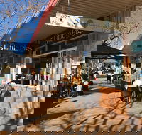 5 Little Pigs - Holiday Find