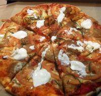 Chianti's Woodfire Pizza Restaurant - Holiday Find