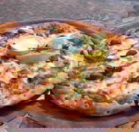 Salute Pizzeria  Restaurant - Holiday Find