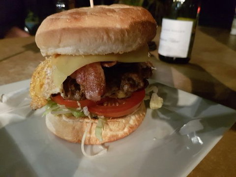 Sumth'n Tastee - Holiday Find 0