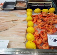 Molly's Seafood - Holiday Find