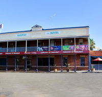 The Railway Hotel - Holiday Find