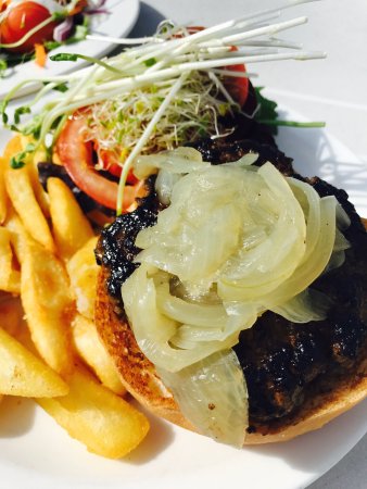 Adelaide Hotel - Holiday Find 0