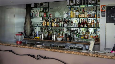 The Rocks Restaurant & Bar - Holiday Find 0