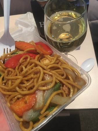 Wok In Hay - Holiday Find 0