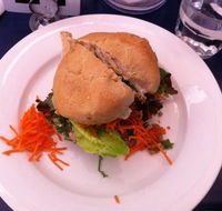 My Rainbow-Dreams Vegetarian Cafe - Holiday Find