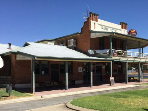 Punt Hotel - Holiday Find 0