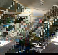 Cafe Kiks - Holiday Find
