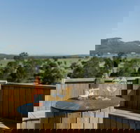 Constable Estate Vineyard - Holiday Find