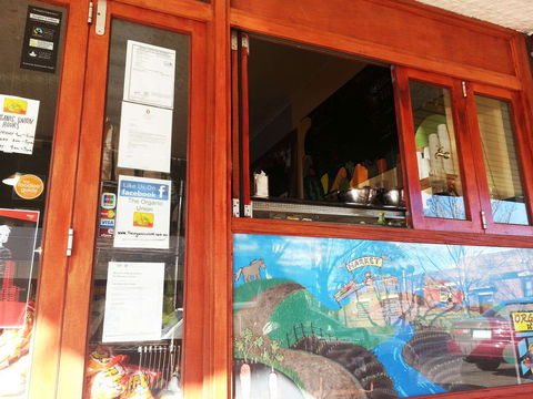 Le Due Sorelle Cafe - Holiday Find 0