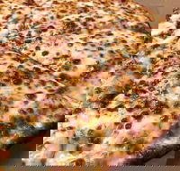 Domino's - Ararat - Holiday Find