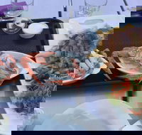 Nino's - Holiday Find