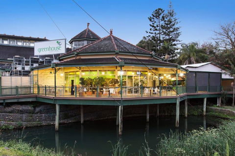 Greenhouse Tavern - Coffs Harbour - Holiday Find 0