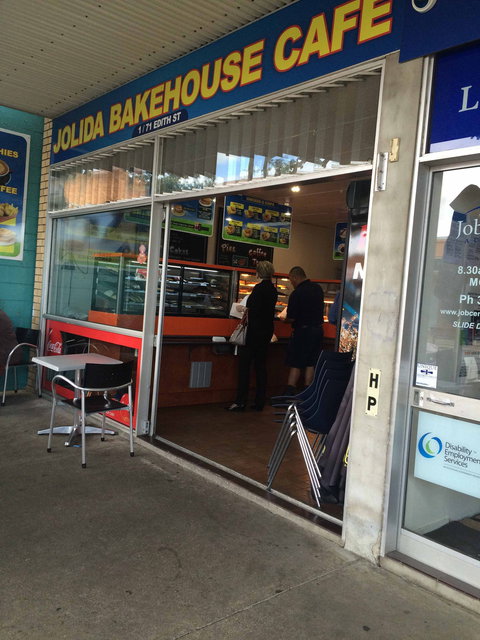Jolinda Bakehouse Cafe - Holiday Find 0