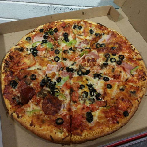 Basso Pizza - Holiday Find 0