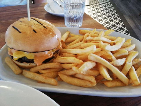 Fast Eddys Cafe - Perth CBD - Holiday Find 0
