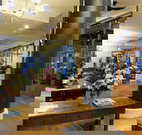 Lord Ashley Bar - Holiday Find