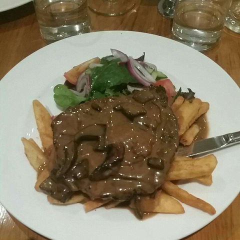 Bolter's Grill - Holiday Find 0