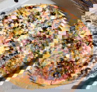 Greenwood Pizza - Holiday Find