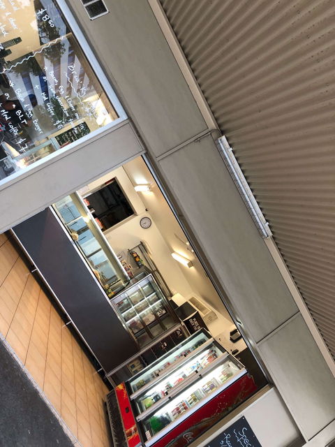 M Carvery - Caboolture - Holiday Find 0