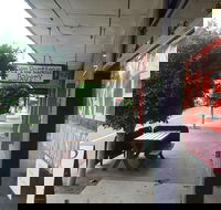 The Lincoln - Holiday Find