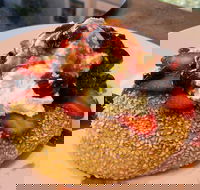 Flirting Shadows - Holiday Find